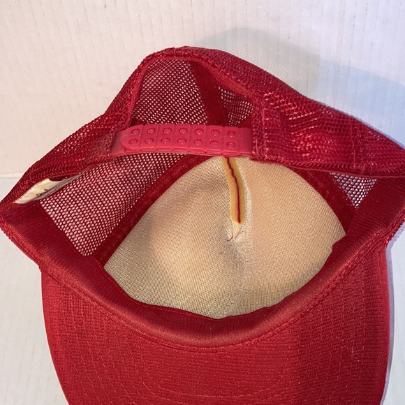 Vintage meshed SnapBack advertising radio station hat - Picture 3 of 4